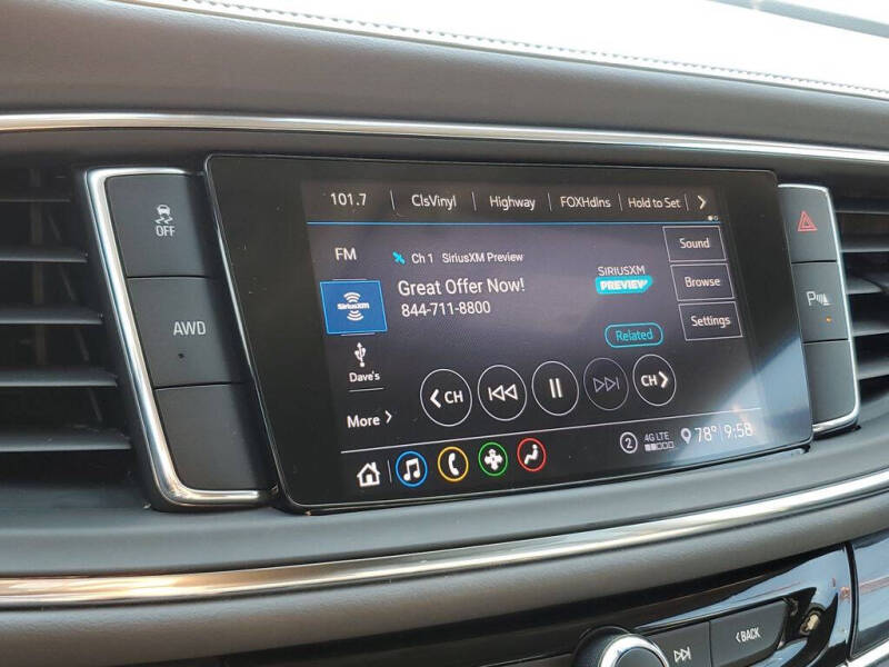 2021 Buick Enclave Essence