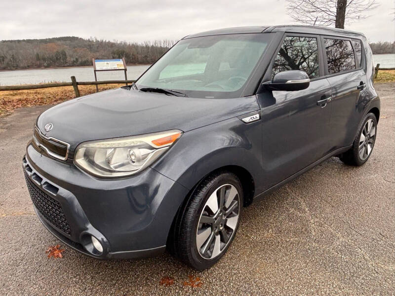 2015 Kia Soul for sale at Monroe Auto's, LLC in Parsons TN