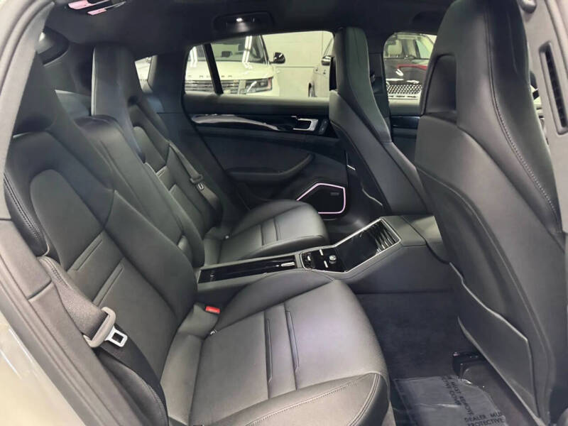 2022 Porsche Panamera 4S E-Hybrid