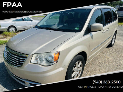 2012 Chrysler Town and Country Touring