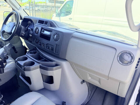2010 Ford E-Series E-250