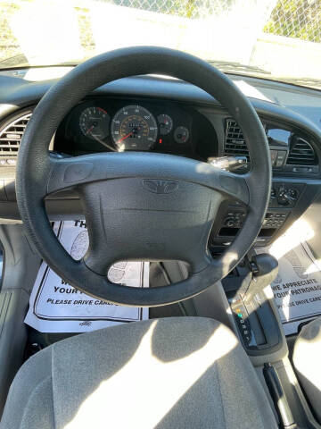 2000 Daewoo Nubira SE