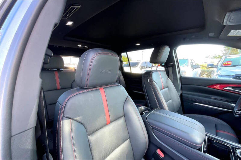 2024 Chevrolet Traverse RS