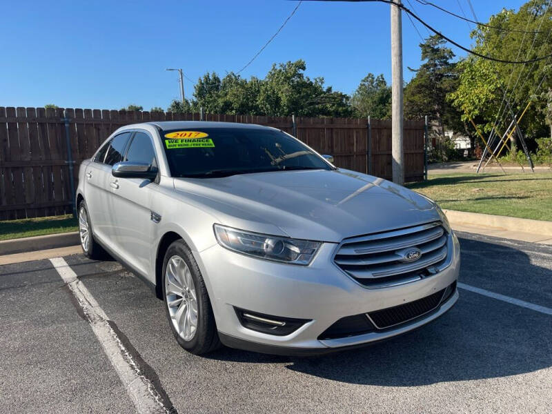 2017 Ford Taurus Limited