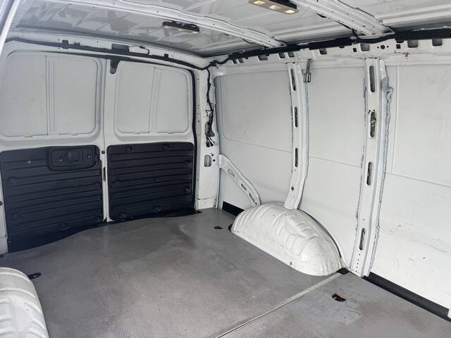 2021 Chevrolet Express 2500