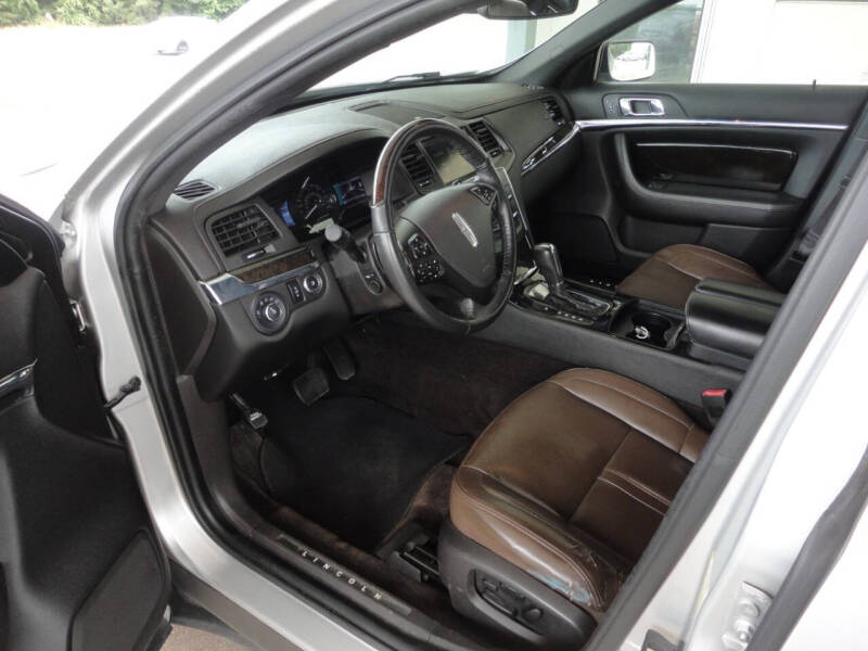 2014 Lincoln MKS