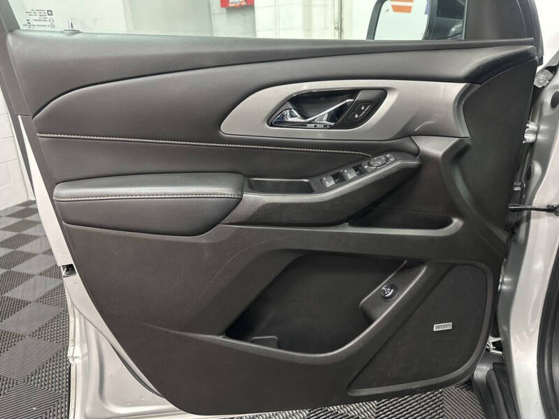 2021 Chevrolet Traverse RS