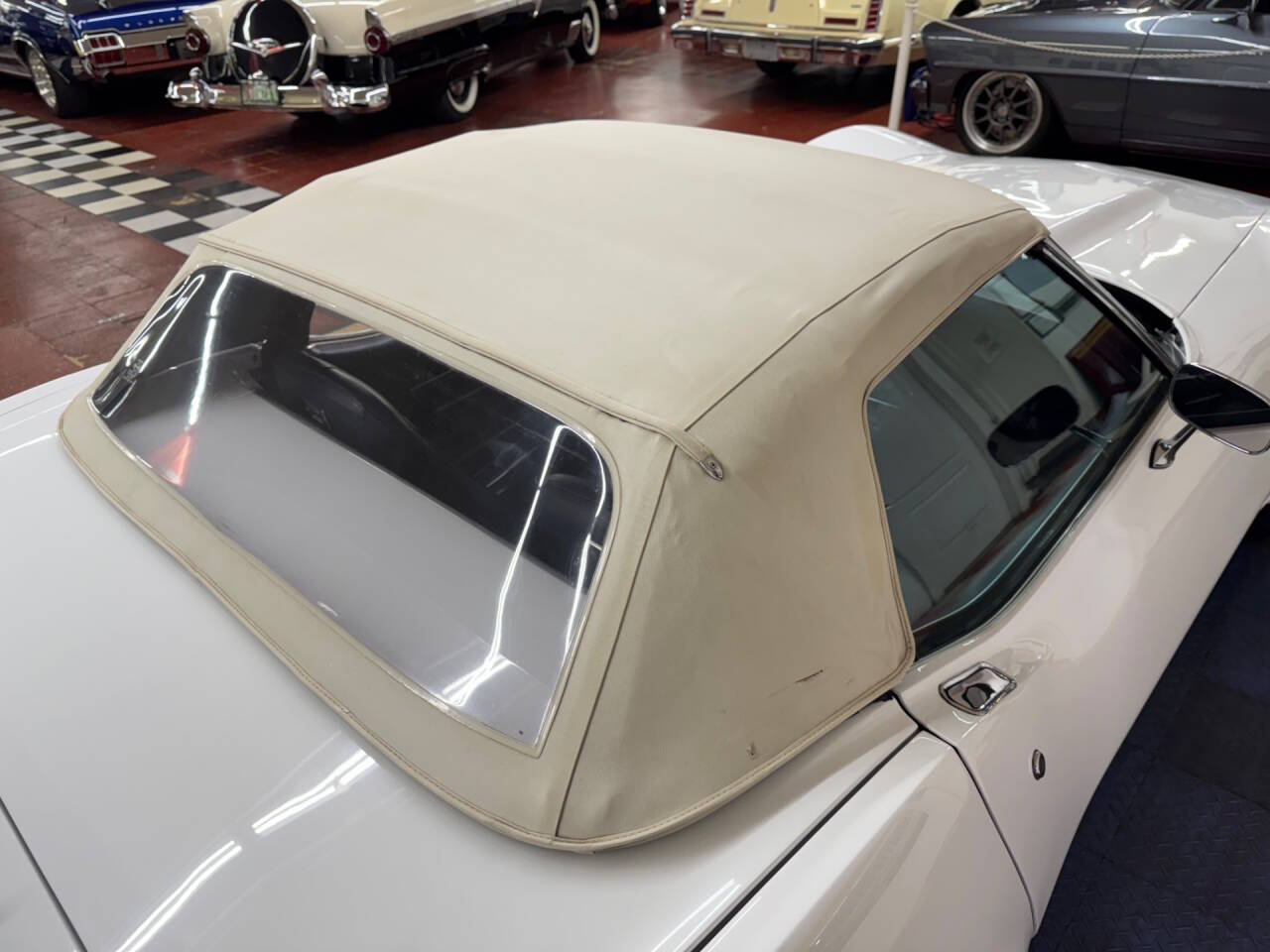 1975 Chevrolet Corvette 5