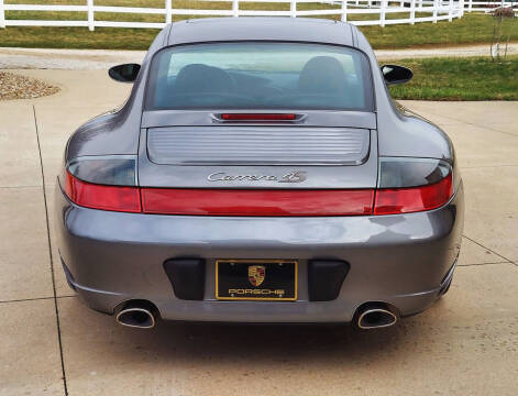 2004 Porsche 911 Carrera 4S