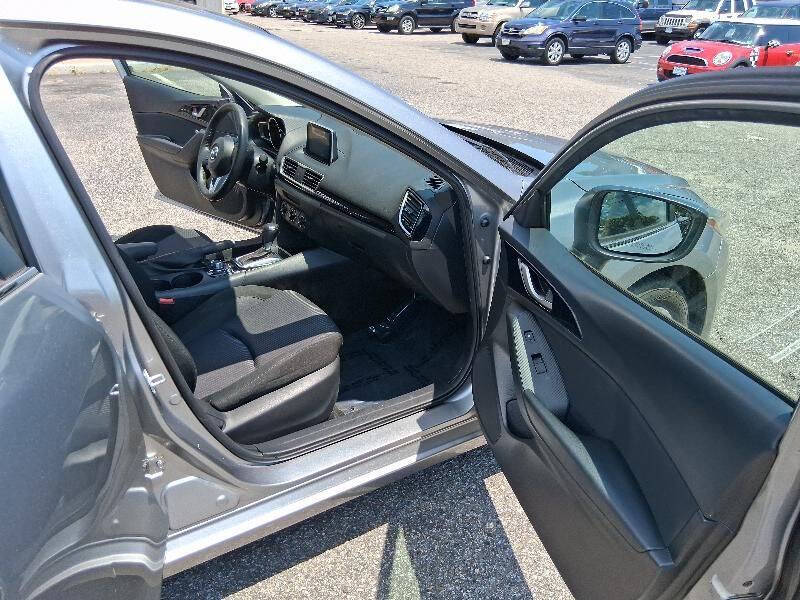 2015 Mazda MAZDA3 i Touring