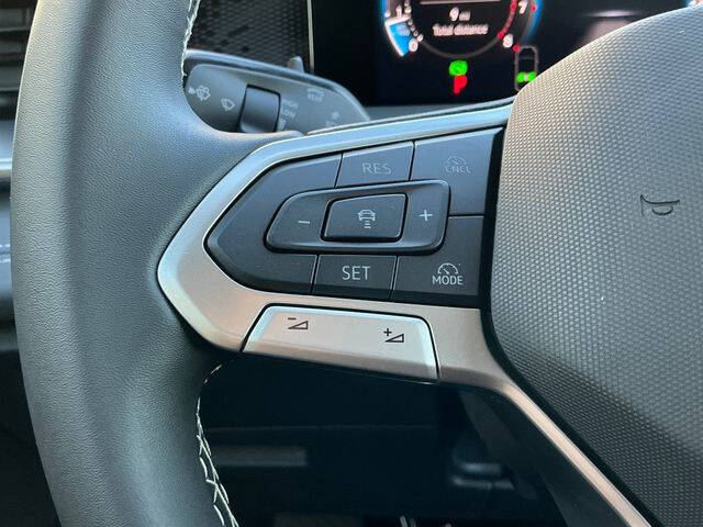 2025 Volkswagen Tiguan SE 4Motion