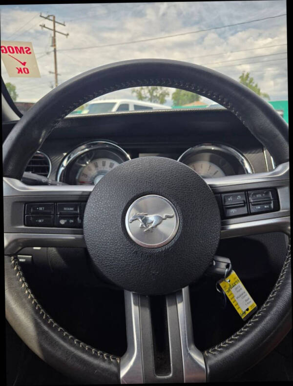 2012 Ford Mustang GT Premium