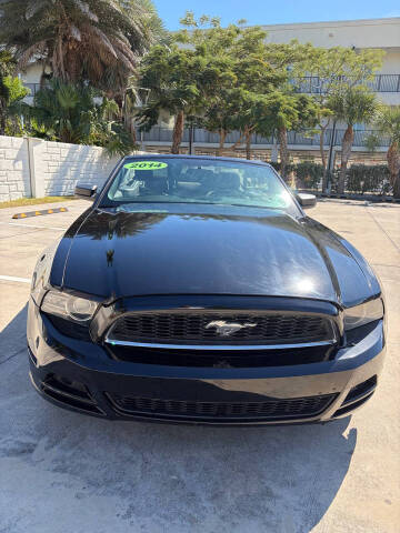 2014 Ford Mustang V6