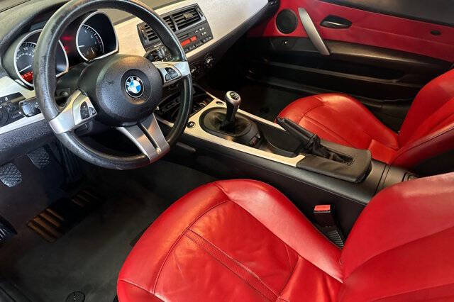 2005 BMW Z4 3.0i