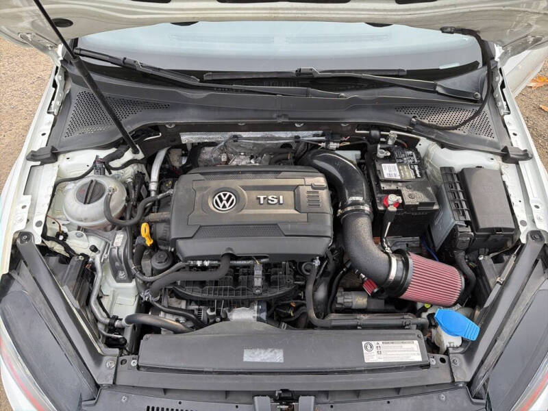 2017 Volkswagen Golf GTI SE