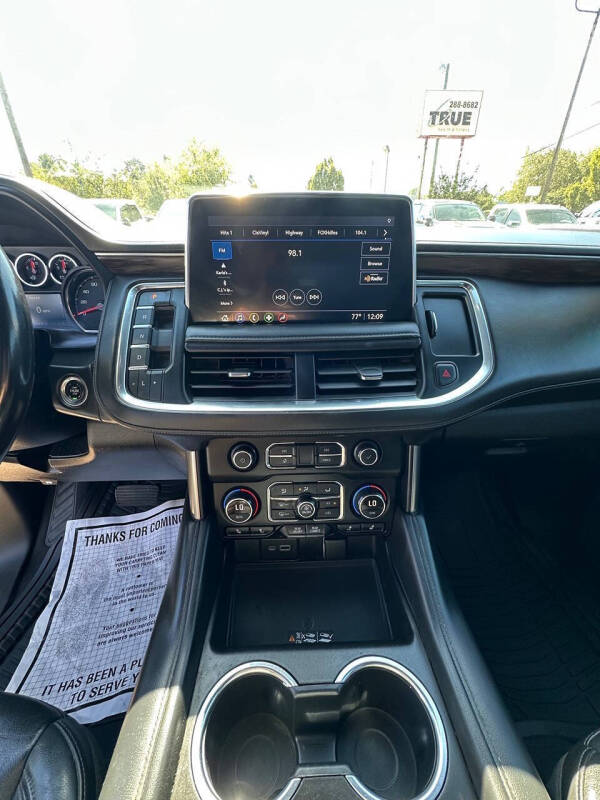 2021 Chevrolet Suburban LT