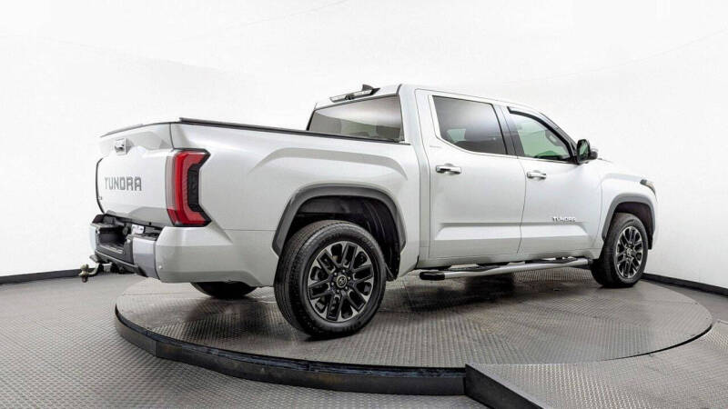 2023 Toyota Tundra Limited HV