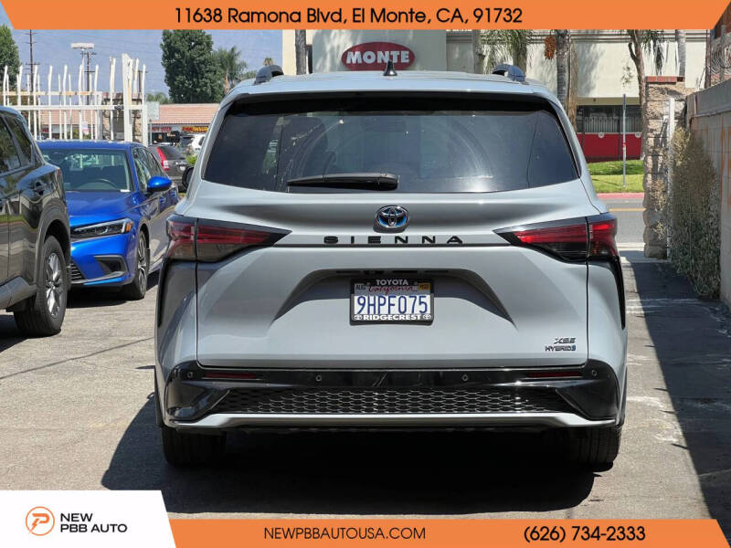 2023 Toyota Sienna XSE 7-Passenger