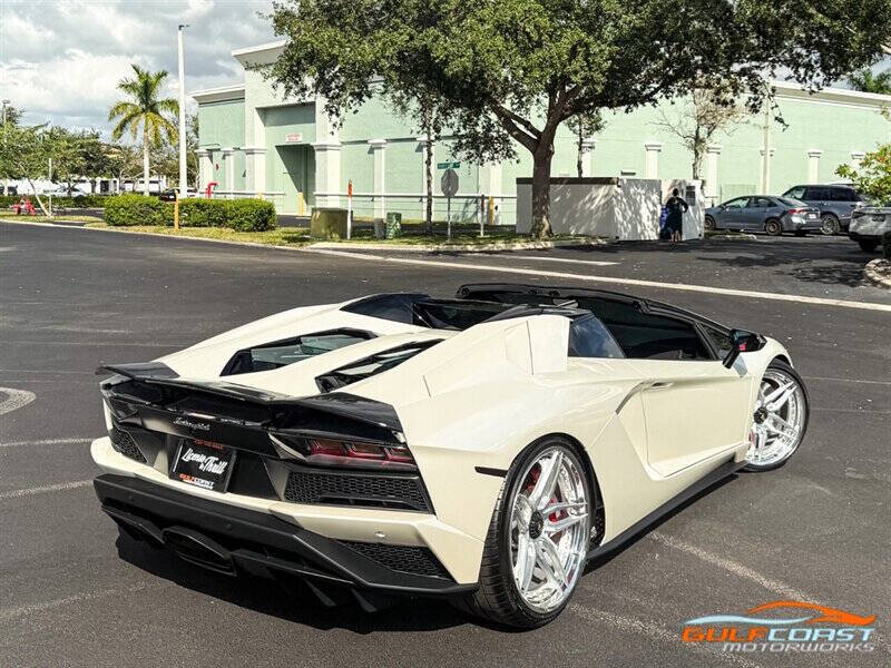 2018 Lamborghini Aventador LP 740-4 S