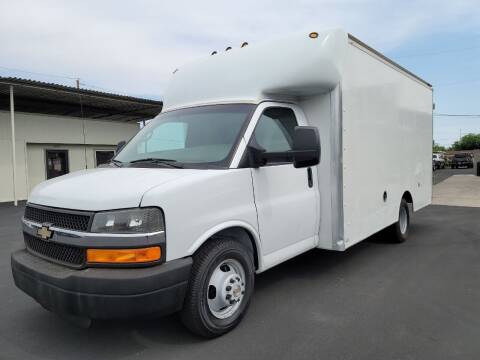 2014 Chevrolet Express Cutaway for sale at AZ Work Trucks And Vans in Mesa AZ