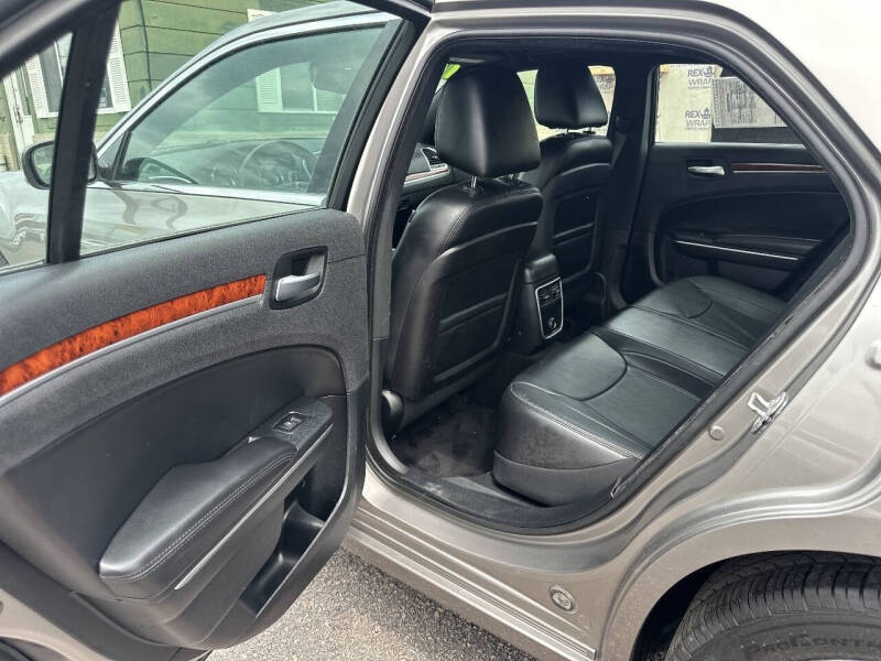2014 Chrysler 300