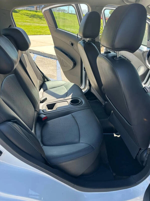 2016 Chevrolet Spark EV 2LT