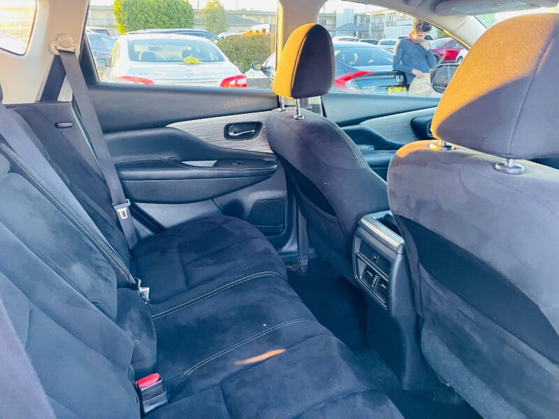 2017 Nissan Murano SV