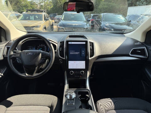 2024 Ford Edge SE
