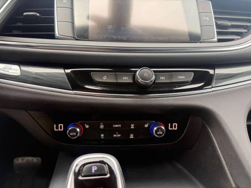 2018 Buick Enclave Essence