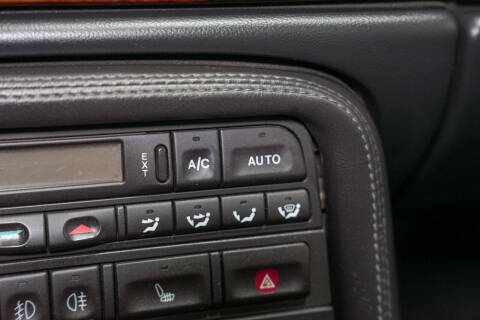 2001 Jaguar XKR