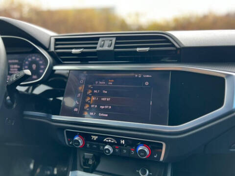 2021 Audi Q3 quattro S line Premium 45 TFSI