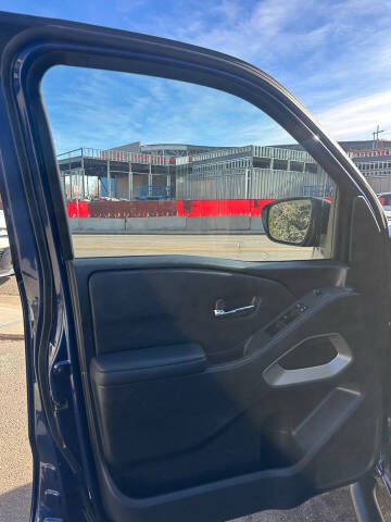 2022 Nissan Frontier SV