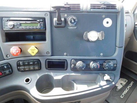 2015 Freightliner Cascadia