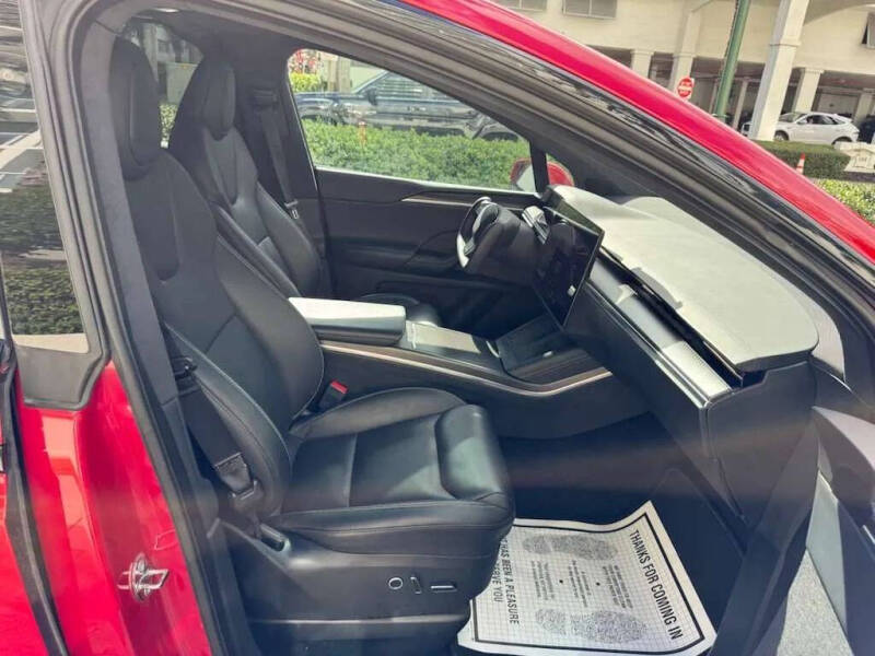 2023 Tesla Model X Plaid