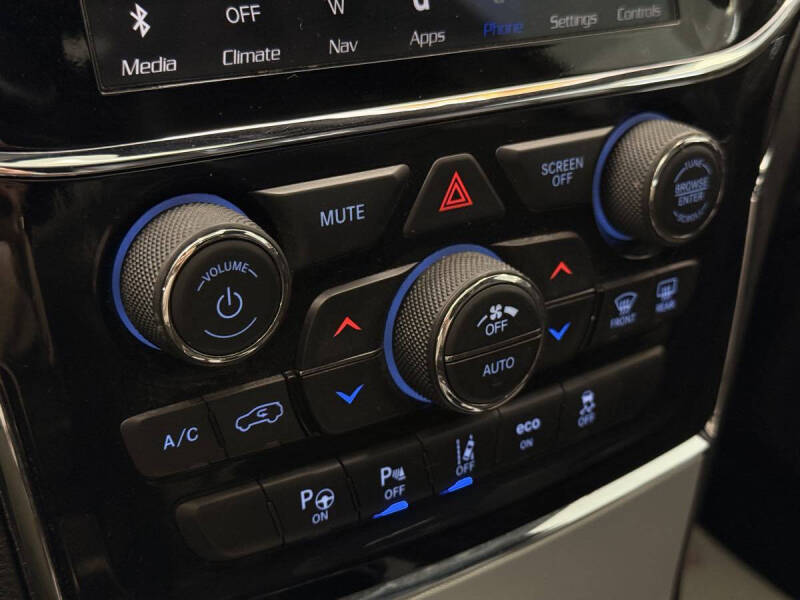 2020 Jeep Grand Cherokee SRT