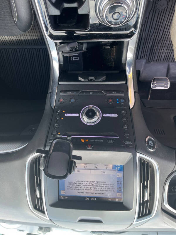 2019 Ford Edge ST
