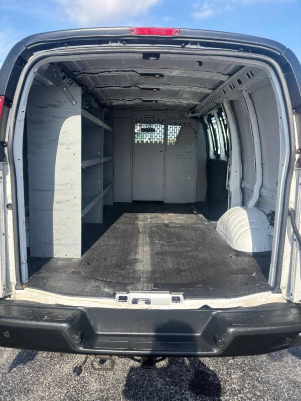 2021 Chevrolet Express 2500