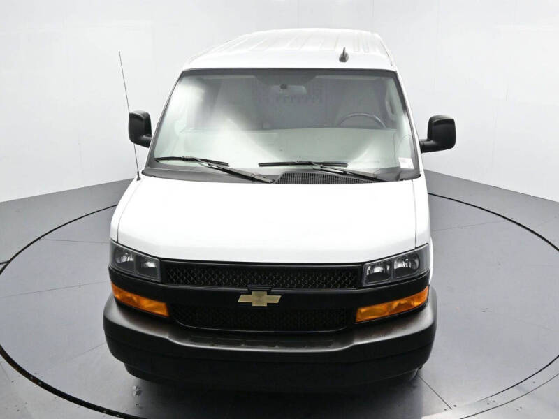 2023 Chevrolet Express 2500