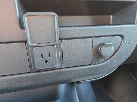 2022 Chevrolet Express 2500