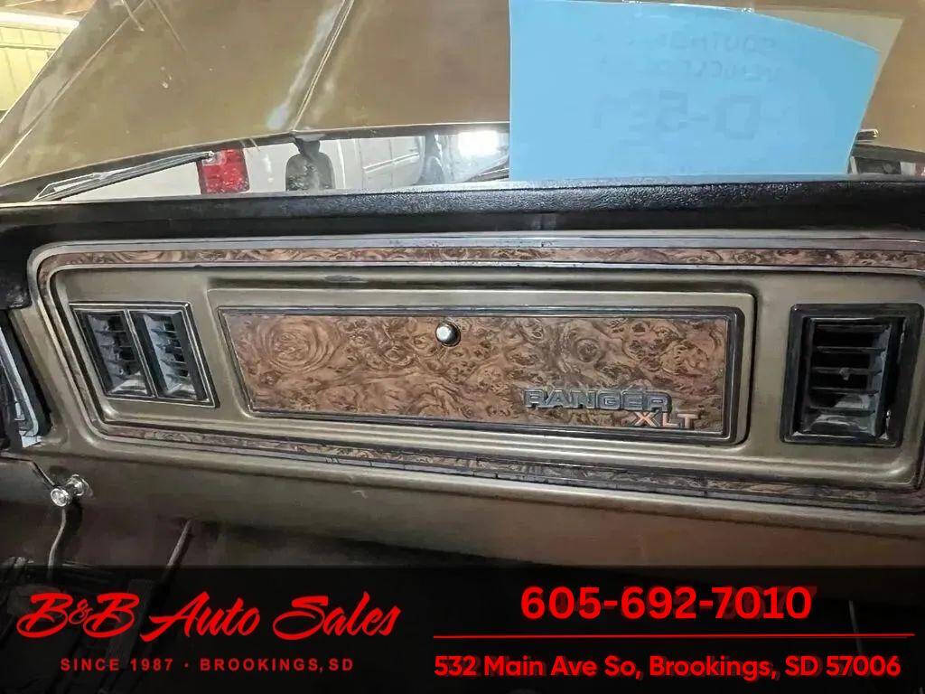 1979 Ford Bronco 32