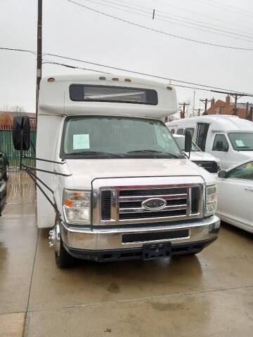 2006 Chevrolet Express for sale at ST LOUIS AUTO CAR SALES in Saint Louis MO