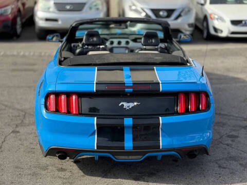 2017 Ford Mustang EcoBoost Premium