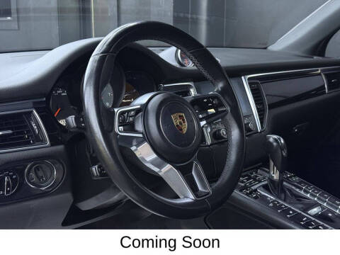 2017 Porsche Macan S