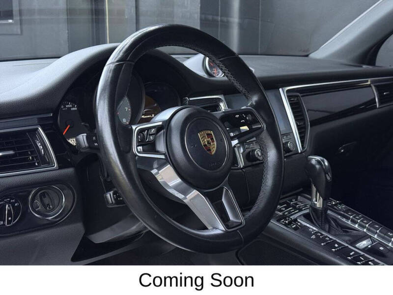 2017 Porsche Macan S