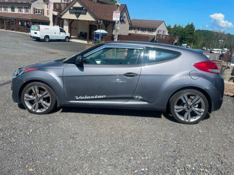 2013 Hyundai Veloster for sale at Upstate Auto Sales Inc. in Pittstown NY