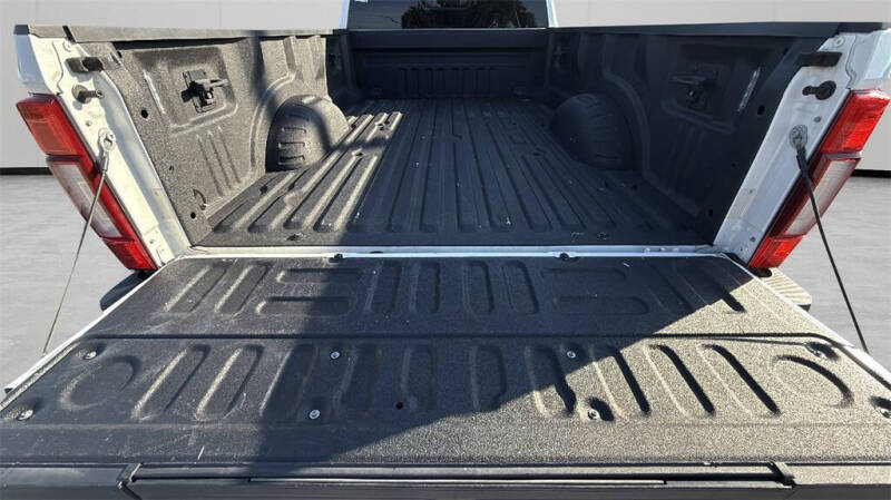 2022 Ford F-350 Super Duty Platinum