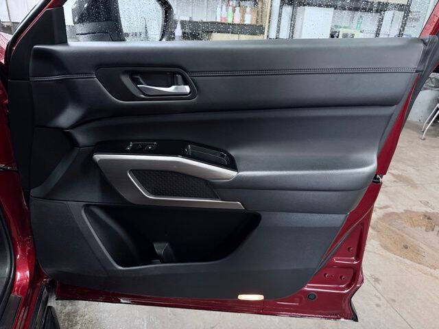 2022 Nissan Pathfinder Platinum