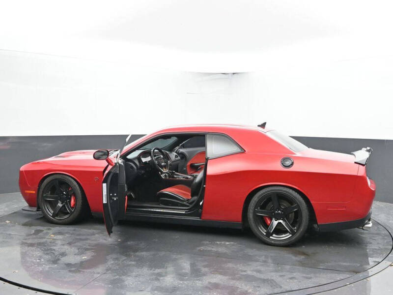 2016 Dodge Challenger SRT Hellcat