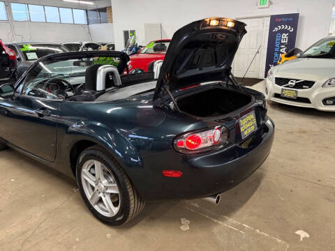 2006 Mazda MX-5 Miata