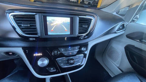 2018 Chrysler Pacifica Touring L